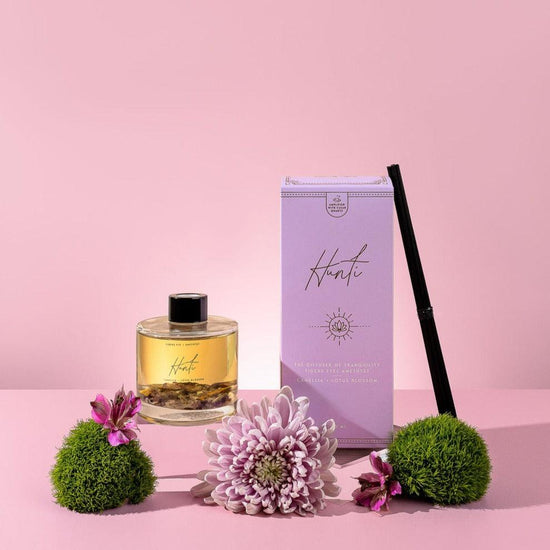 Hunti' | The Diffuser of Tranquility | Camellia And Lotus Blossom - ThreeSuns