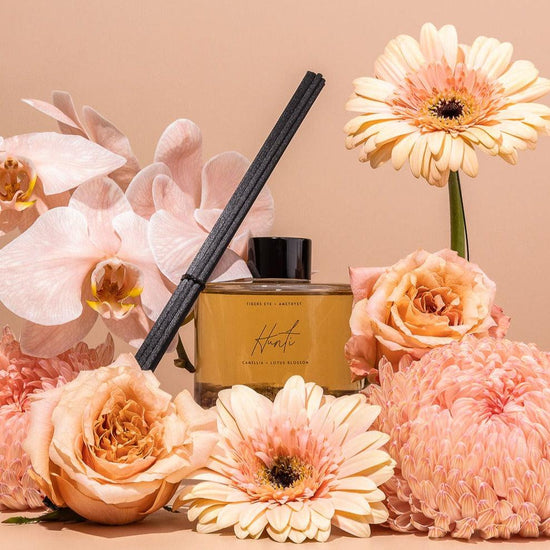 Hunti' | The Diffuser of Tranquility | Camellia And Lotus Blossom - ThreeSuns