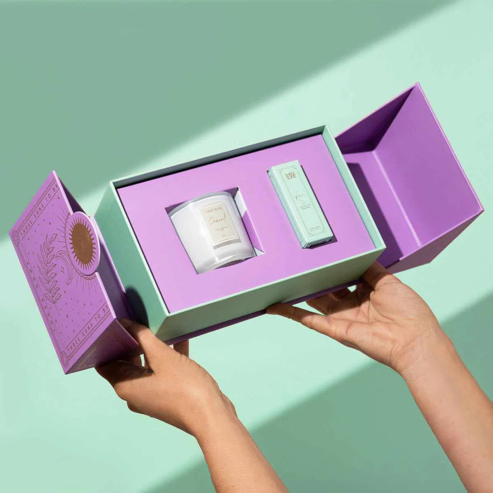 
                      
                        DUO GIFT SET - CANDLE + ROOM SPRAY-Duo Gift Set-ThreeSuns
                      
                    
